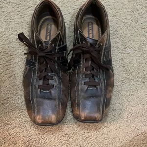 Men’s leather brown sketchers